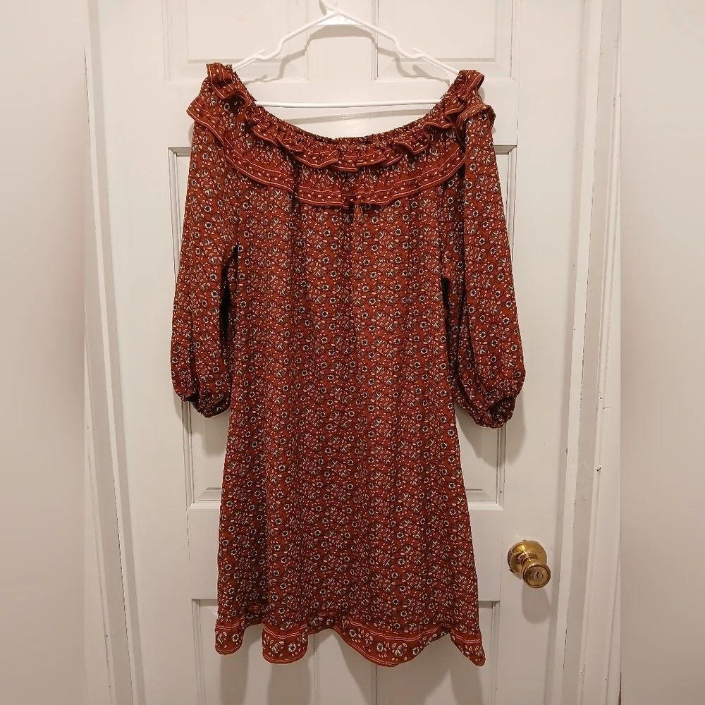 Max Studio Rust Floral Long Sleeve Dress